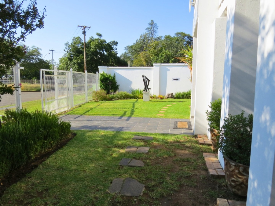 5 Bedroom Property for Sale in Dan Pienaar Free State